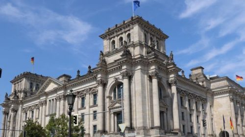 Rechte und Pflichten: die deutsche Verfassung